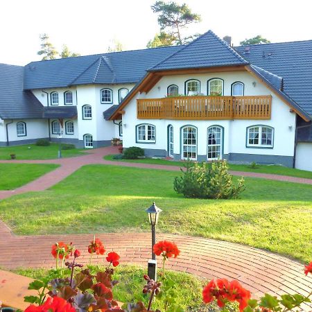 Landhaus Mueritzgarten Hotel Garni Röbel المظهر الخارجي الصورة